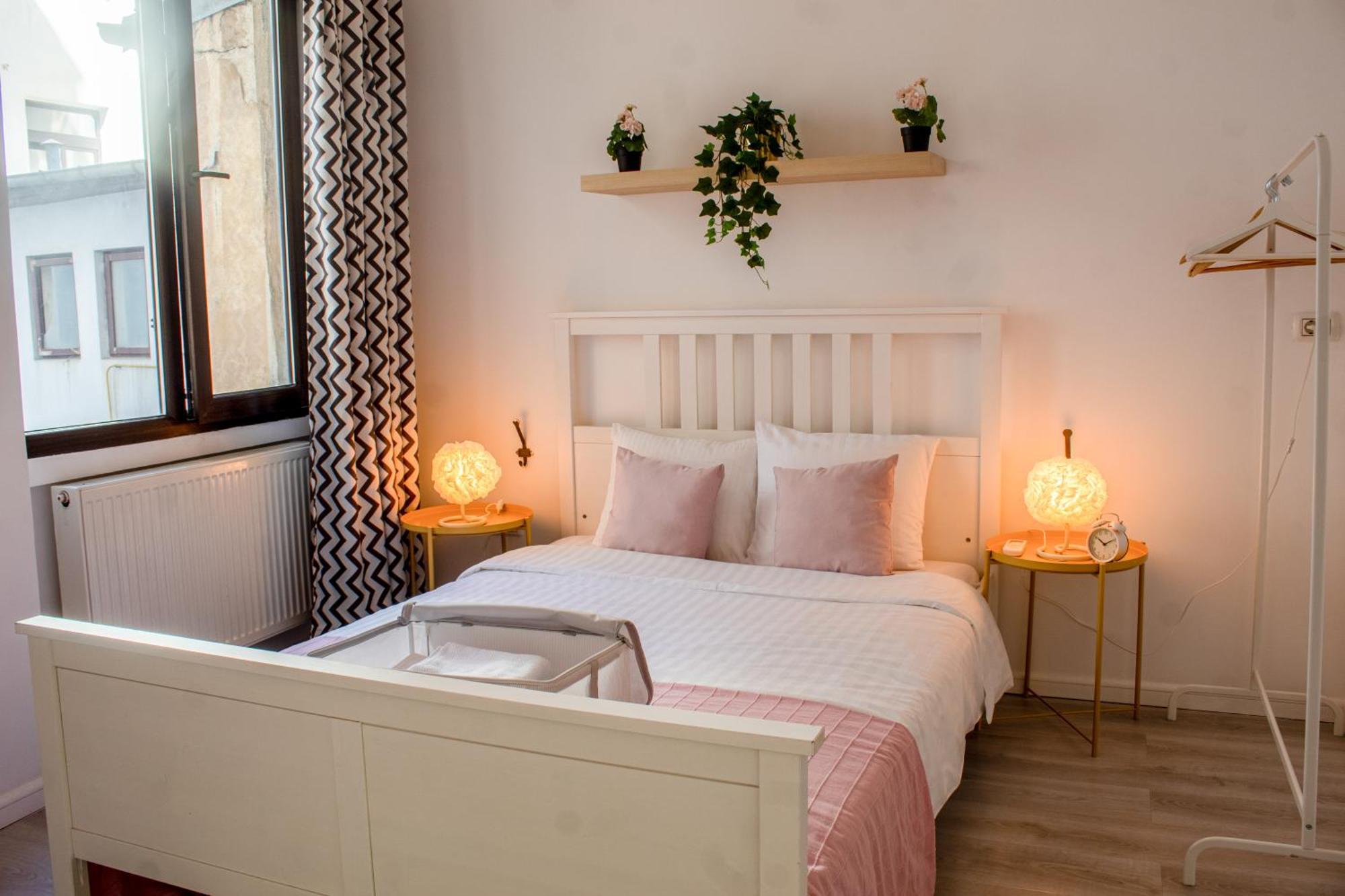 Domus Old Town Retreat Cozy & Central 부쿠레슈티 외부 사진